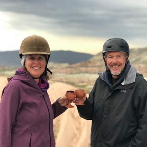 Profile image for pet sitters LilliAnn & Kevin