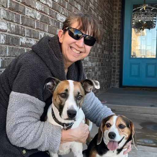 Profile image for pet sitters Cindy & Jeffery