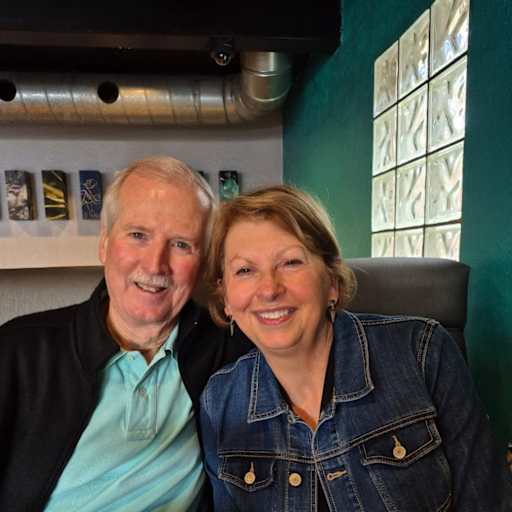 Profile image for pet sitters Jana & Steve