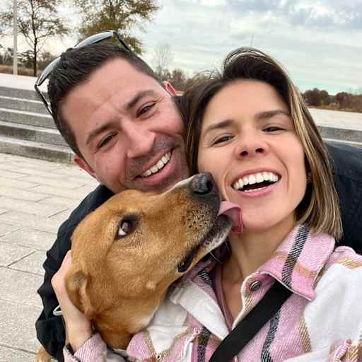 Profile image for pet sitters Elizabeth & Cameron