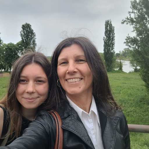 Profile image for pet sitters Elena & Eleonora