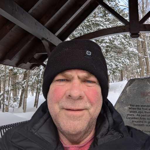 Profile image for pet sitter Andrew