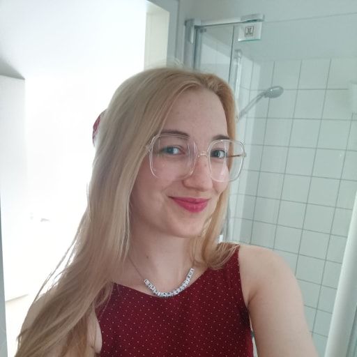 Profile image for pet sitter Leah