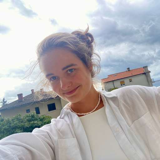 Profile image for pet sitter Yulia