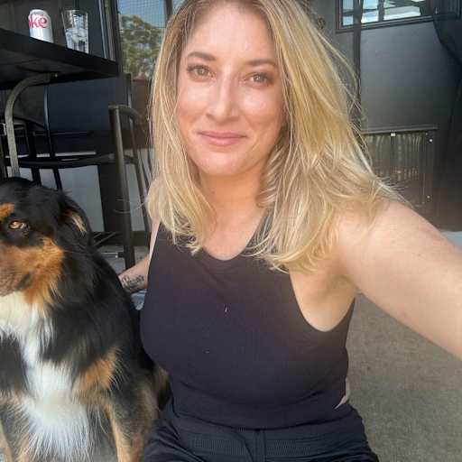 Profile image for pet sitter Janelle
