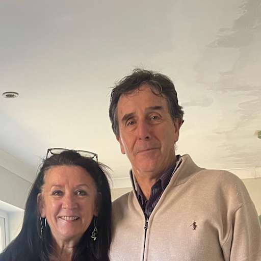 Profile image for pet sitters Kathryn & Robert