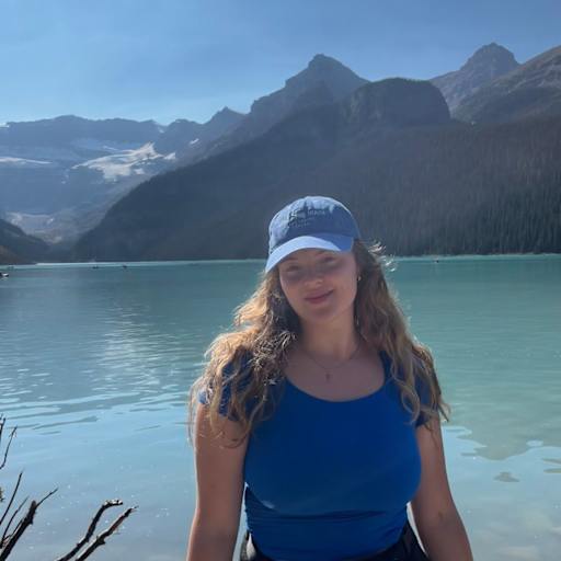 Profile image for pet sitter Kellyanne