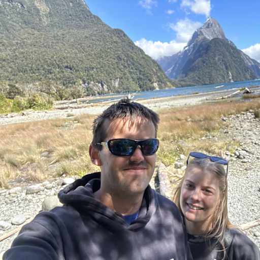 Profile image for pet sitters Tandia & Hamish