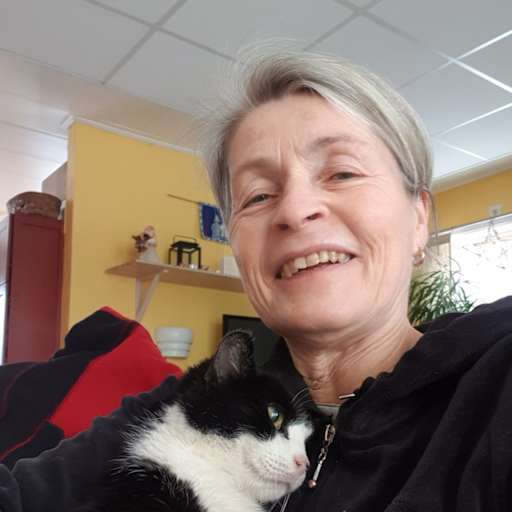Profile image for pet sitter Marianne