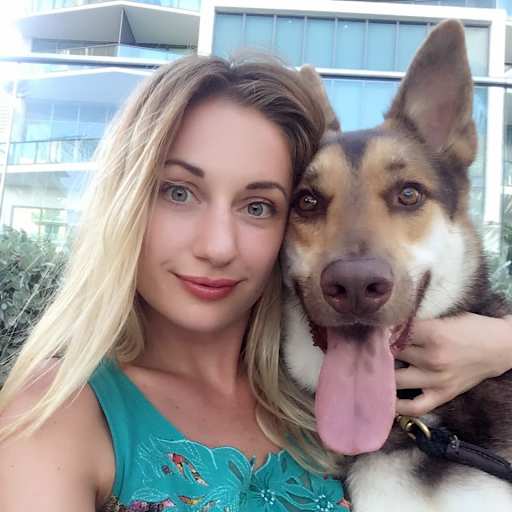 Profile image for pet sitter Nina