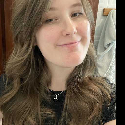 Profile image for pet sitter Alyx
