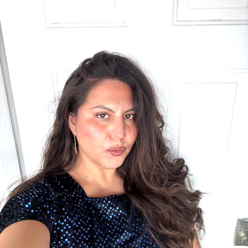 Profile image for pet sitter khatira