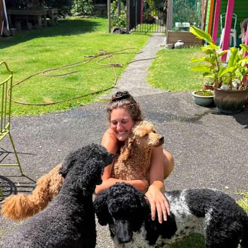 Profile image for pet sitters Linda & Tini