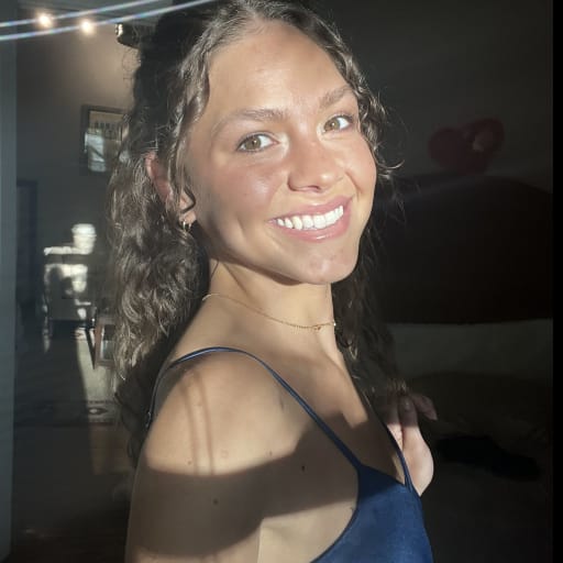 Profile image for pet sitter Natalie