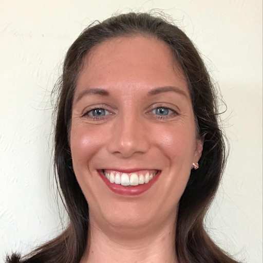 Profile image for pet sitter Dee