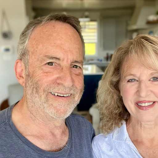 Profile image for pet sitters Donna & Robert