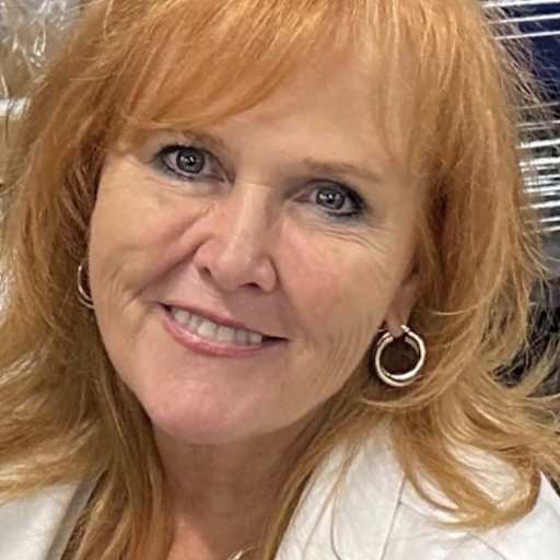 Profile image for pet sitter Kathleen