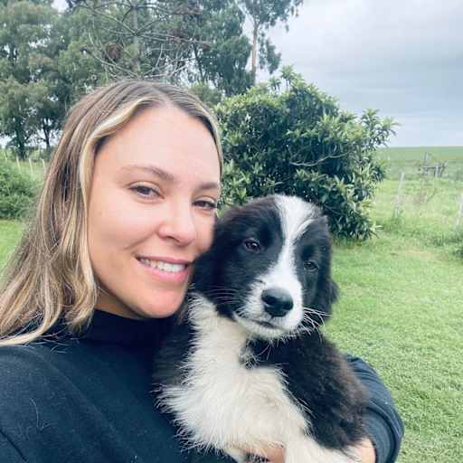 Profile image for pet sitter Elais