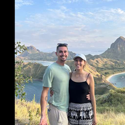 Profile image for pet sitters Laurine & Joe