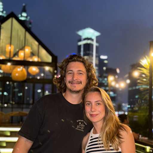 Profile image for pet sitters Maxime & Chloe