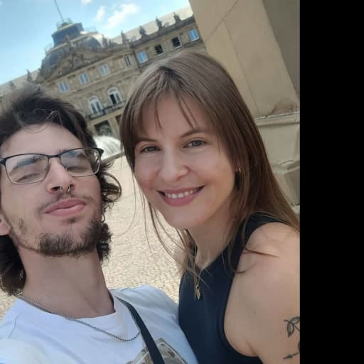 Profile image for pet sitters Vera & Aritz