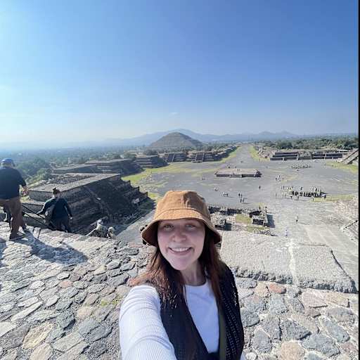 Profile image for pet sitter Jenna