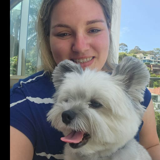 Profile image for pet sitter Emma