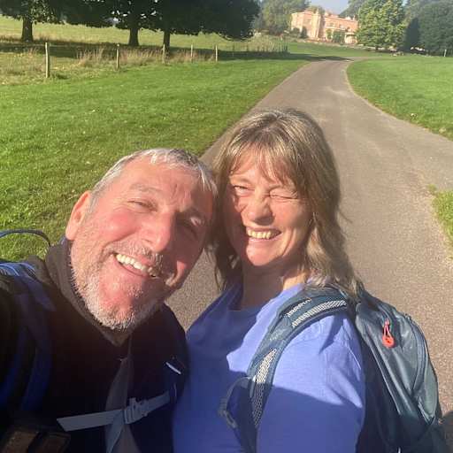 Profile image for pet sitters Malcolm & Linda