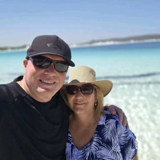 Profile image for pet sitters Jan & Phil
