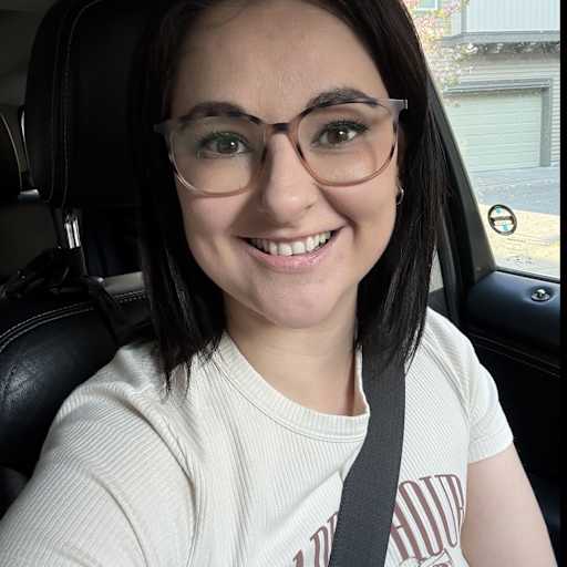 Profile image for pet sitters Gabrielle & Blaine