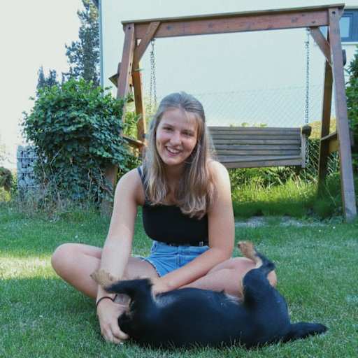 Profile image for pet sitter Marie