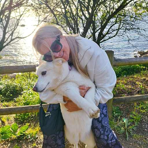 Profile image for pet sitter Elena