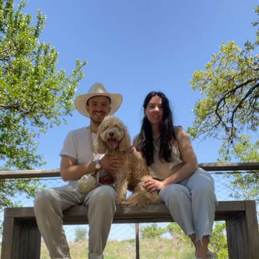 Profile image for pet sitters Mayna & Rama 