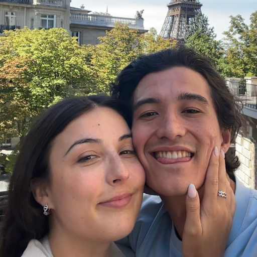 Profile image for pet sitters Marylou & Dias