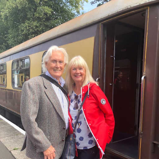 Profile image for pet sitters Bill & Janice