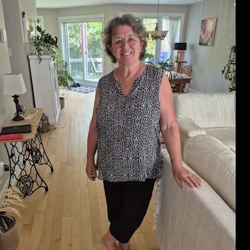 Profile image for pet sitter Sherry