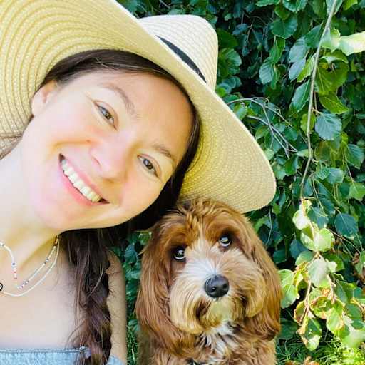 Profile image for pet sitter Anya
