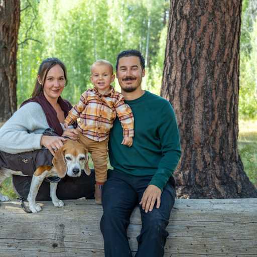 Profile image for pet sitters Bianca & Travis