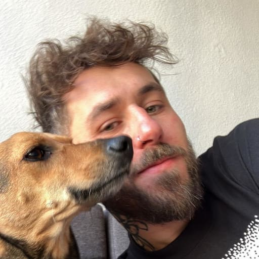Profile image for pet sitter Lucas