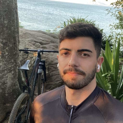 Profile image for pet sitter Eduardo