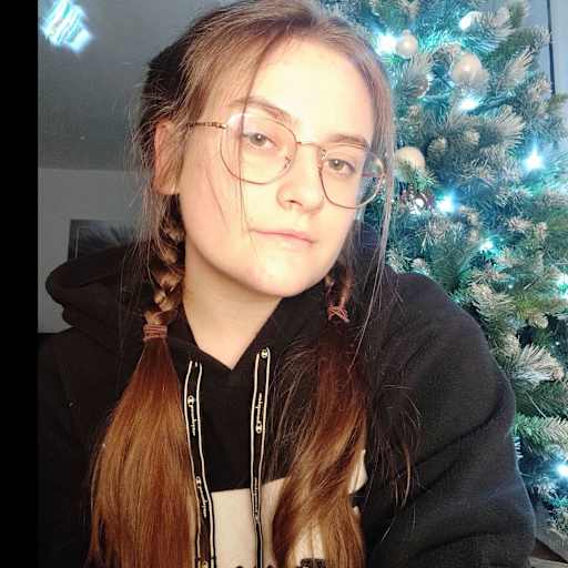 Profile image for pet sitter Nelly