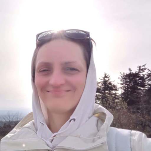 Profile image for pet sitter Natalie