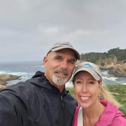 Profile image for pet sitters Timothy & Michelle