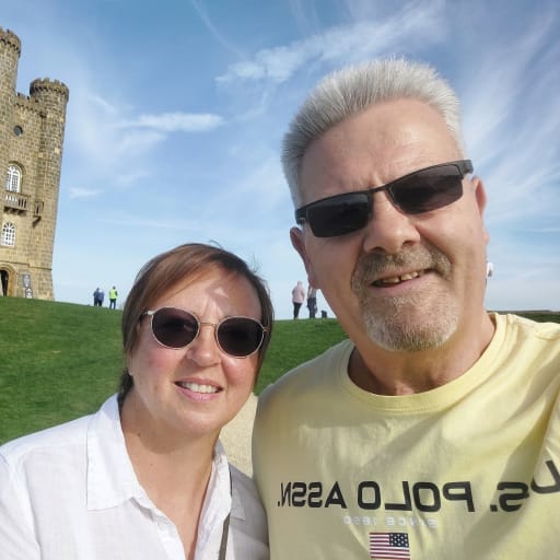 Profile image for pet sitters Steve & Joy