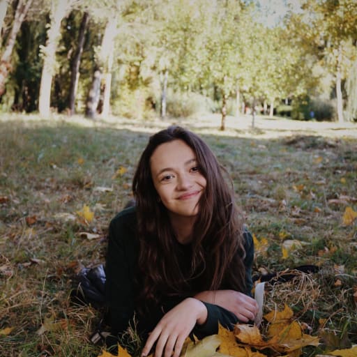 Profile image for pet sitter Natalie