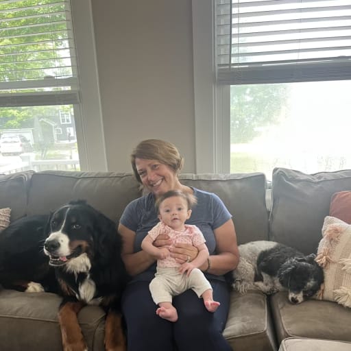 Profile image for pet sitter mary