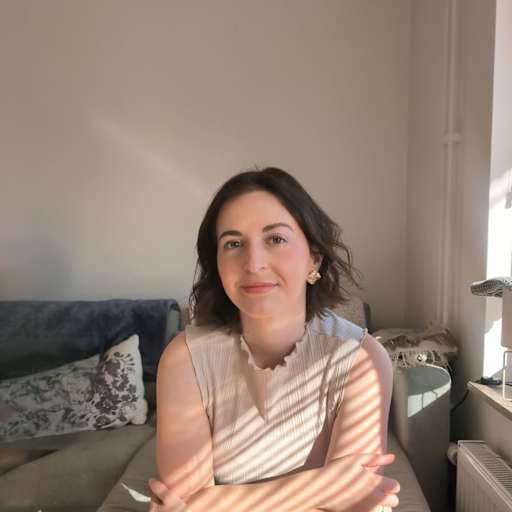 Profile image for pet sitter Courtney