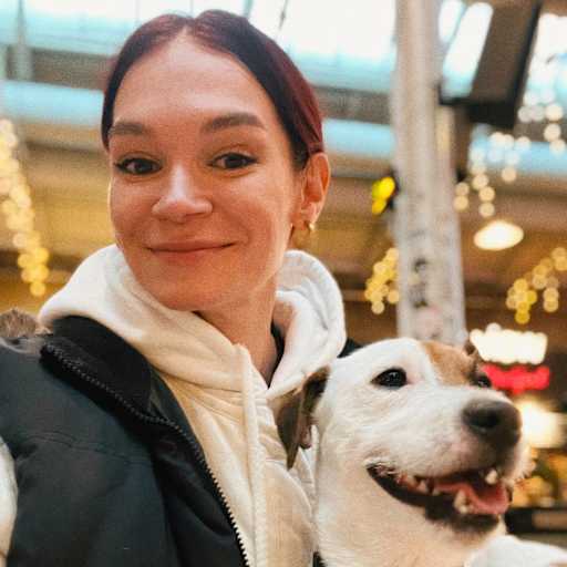 Profile image for pet sitter Lilia