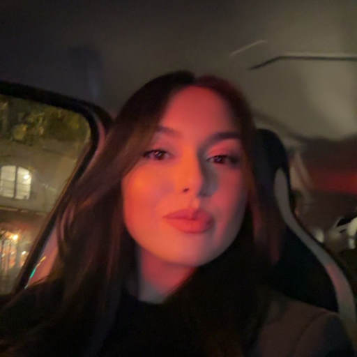 Profile image for pet sitter Sarah