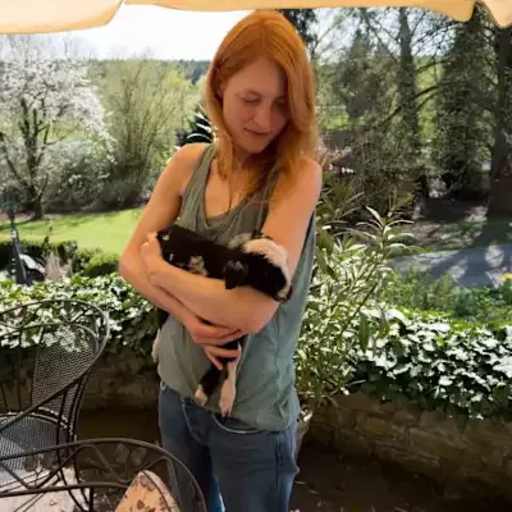Profile image for pet sitter Sybille